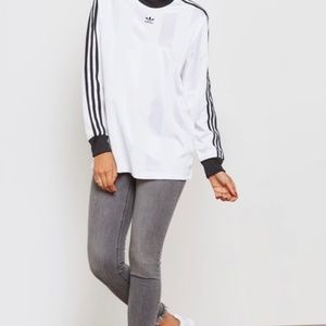 NWT Adidas white long sleeve t-shirt size M, DH4246